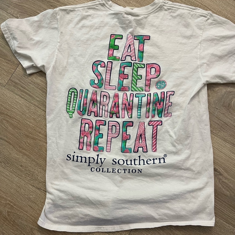 Simply Southern Tee Shirt Medium
